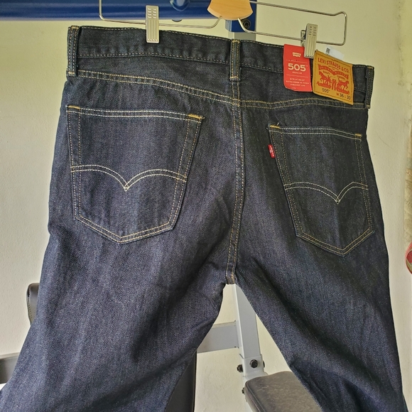 Levi's 505 Straight Leg Jeans - Picture 5 of 5